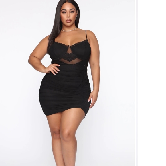 Fashionnova sexy ruched mini dress NWT - Picture 3 of 3